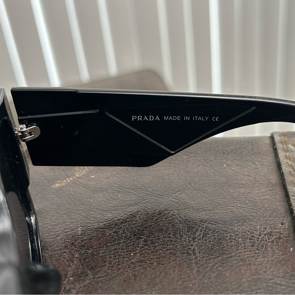 Prada Black Rectangular Frame Sunglasses with Dar… - image 6